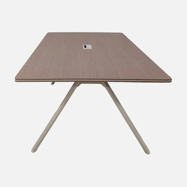 طاولة اجتماعات MT44 بني فاتح مقاس 200 × 120 سم